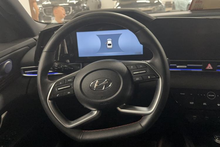 Used Hyundai Elantra 2022 1.5L CVT LUX Prestige Edition
