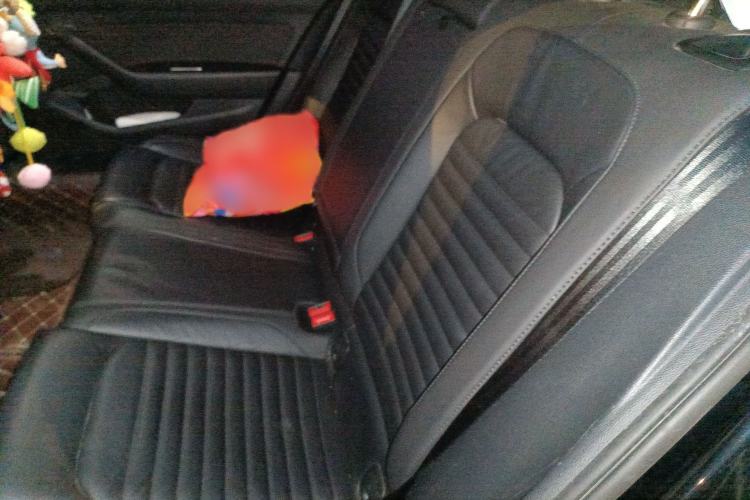 Used Volkswagen Magotan 2018 280TSI DSG Comfort Model
