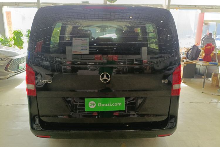 Used Mercedes-Benz Vito 2018 2.0T Elite Version 7 Seats China VI Emission Standard