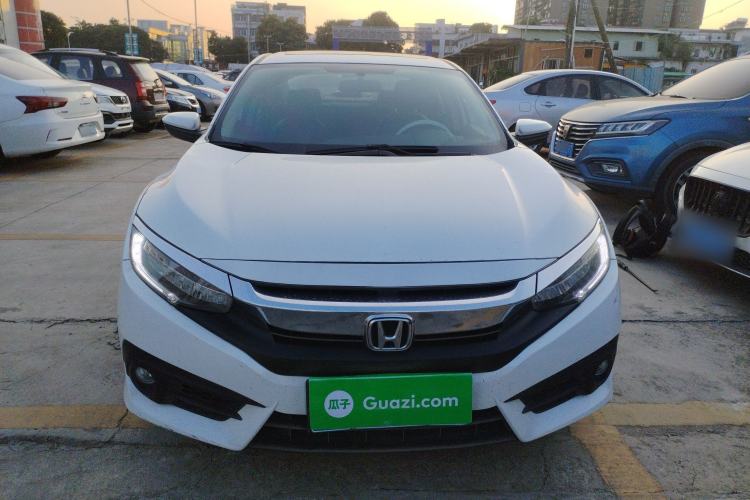 Used Honda Civic 2016 220TURBO CVT Prestige Edition
