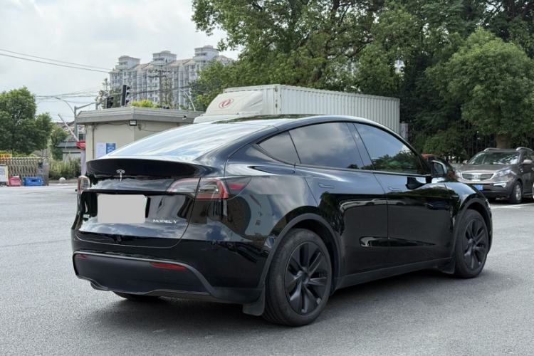 Used Tesla Model Y 2024 Rear-Wheel-Drive Version
