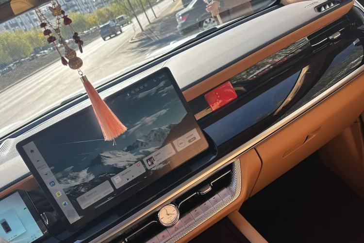 Used Tank 500 New Energy 2023 Hi4-T