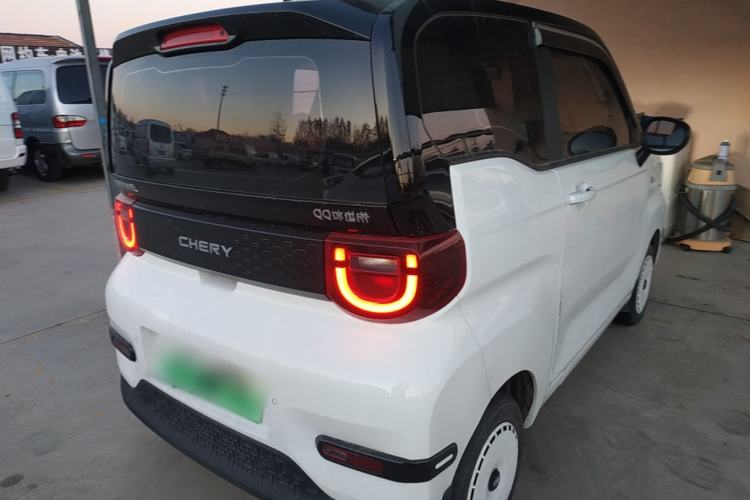 Used Chery QQ Ice Cream 2022 170km Sundae Phosphate Lithium-Ion