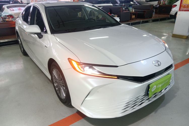 Used Toyota Camry 2024 Dual-Motor 2.0 HE Elite Edition