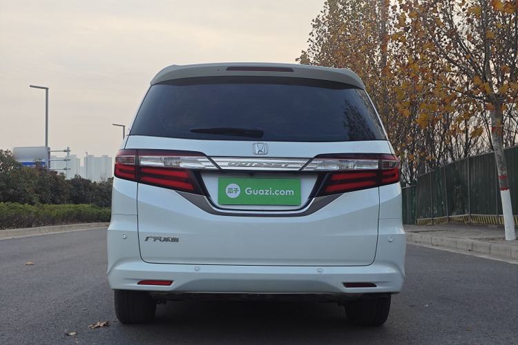 Used Honda Odyssey 2015 Revised 2.4L Luxury Edition