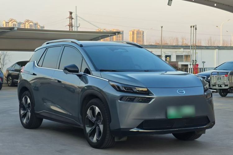 Used AION V 2022 Plus 80 Executive Edition Ternary Lithium