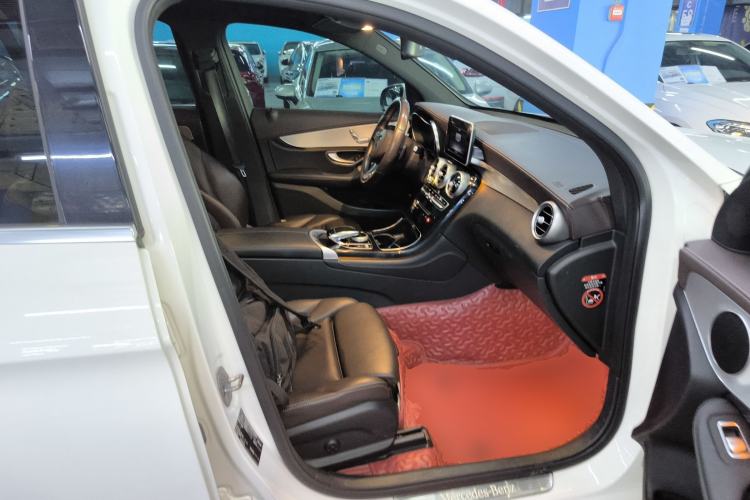 Used Mercedes-Benz GLC 2019 GLC 200 L 4MATIC
