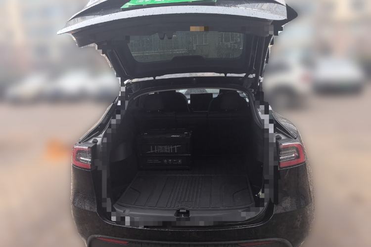 Used Tesla Model Y 2023 Rear-Wheel-Drive Version