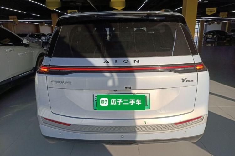 Used AION Y 2023 Younger Star Edition
