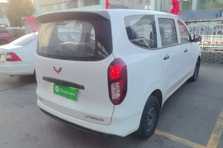 Used Wuling Hongguang New Energy 2024 All-Electric Model 300KM Standard Version
