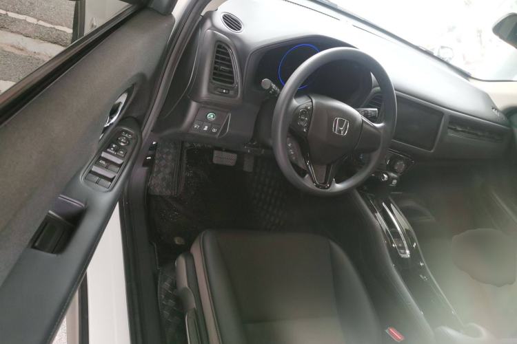 Used Honda Vezel 2020 1.5L CVT Pioneer Edition