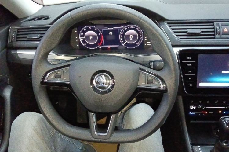 Used Skoda Superb 2023 Facelifted TSI280 DSG Luxury Edition
