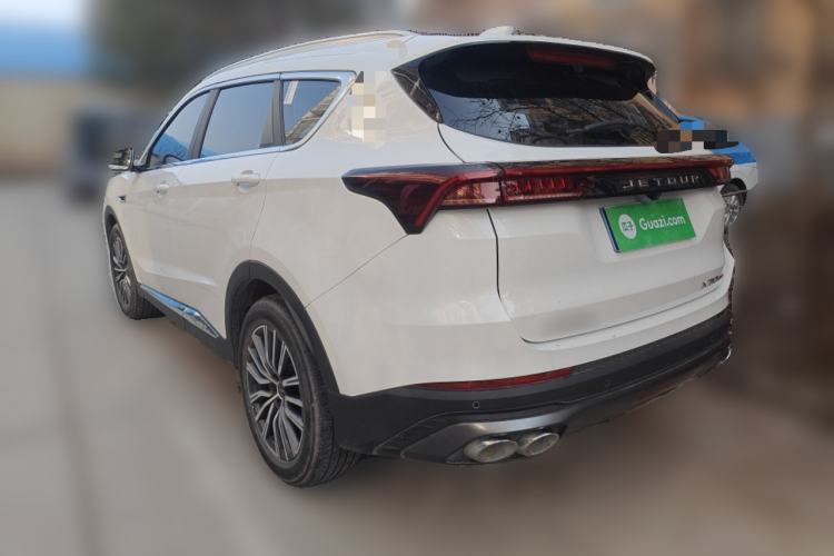 Used JETOUR X70 PLUS 2023 1.5T DCT Brave PLUS 7-Seater
