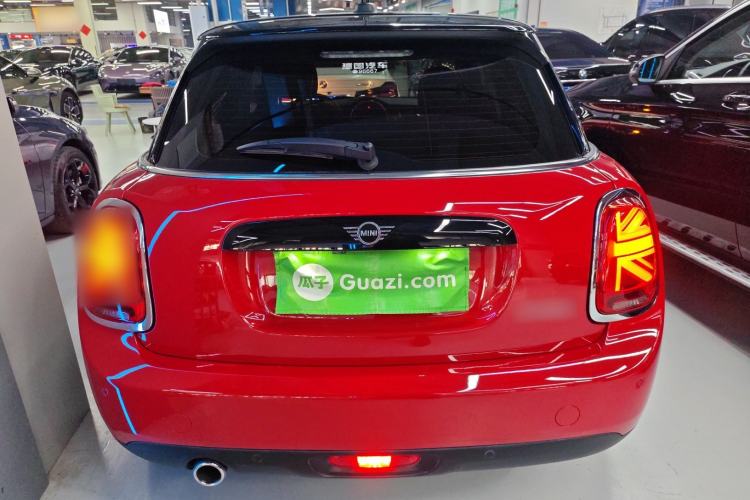 Used  MINI 2019 1.5T COOPER Classic Edition Five-Door Version
