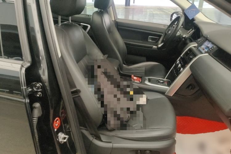 Used Land Rover Discovery Sport 2019 240 PS SE Version China VI Standard