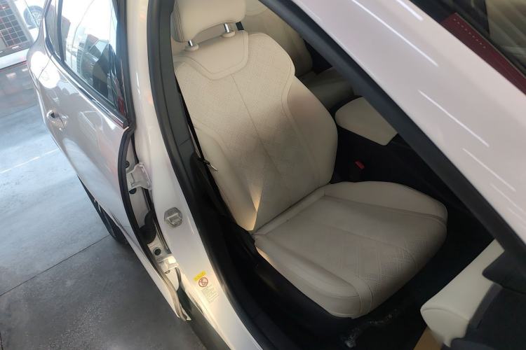 Used BYD Qin PLUS 2025 DM-i Smart Drive 120KM Superior Model