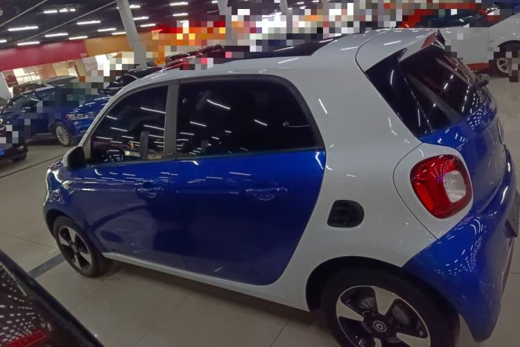 Used  forfour 2018 1.0L 52kW Passion Edition
