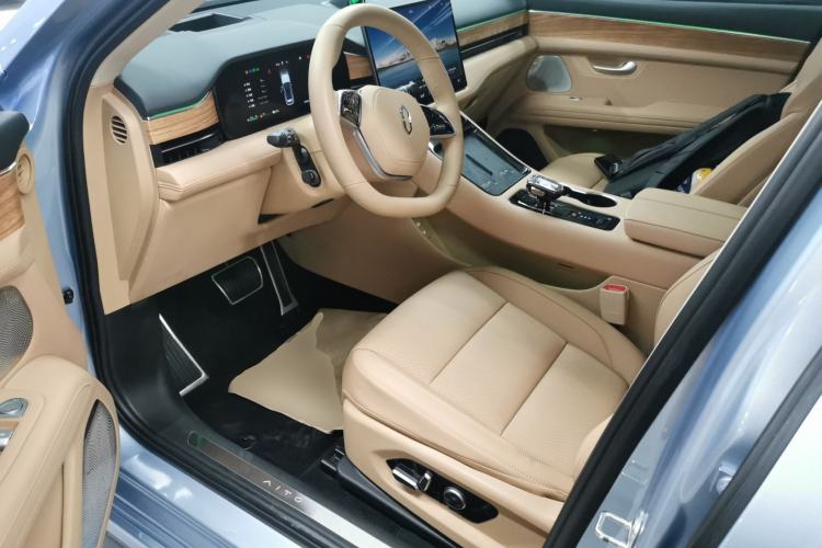 Used Hima AITO M5 2024 Extended-Range Max Rear-Wheel Drive Advanced Intelligent Driving Version
