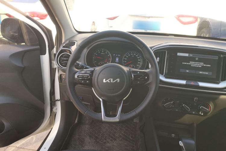 Used Kia kx1 Stonic 2021 1.4L CVT Fun Edition

