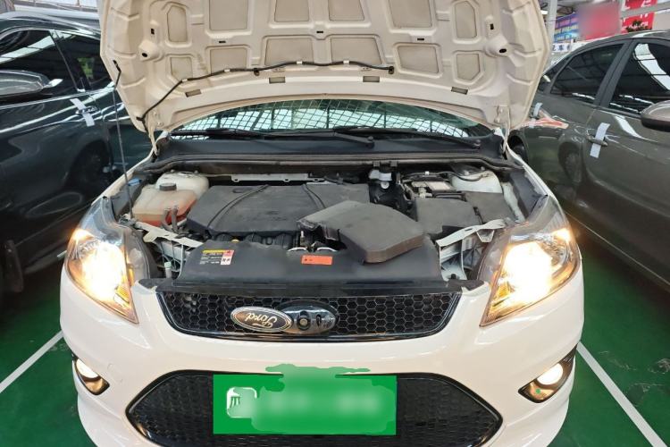 Used Ford Focus 2013 Hatchback Classic 1.8L Automatic Fashion Edition
