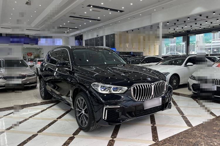 Used BMW X5 2022 Restyled xDrive 30Li Luxury Version M Sport Package