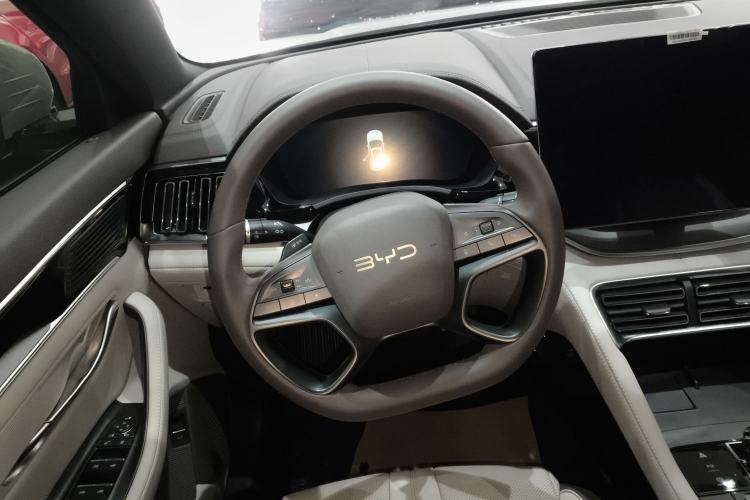 Used BYD Song PLUS New Energy 2025 DM-i Smart Drive 112KM Prestige Model
