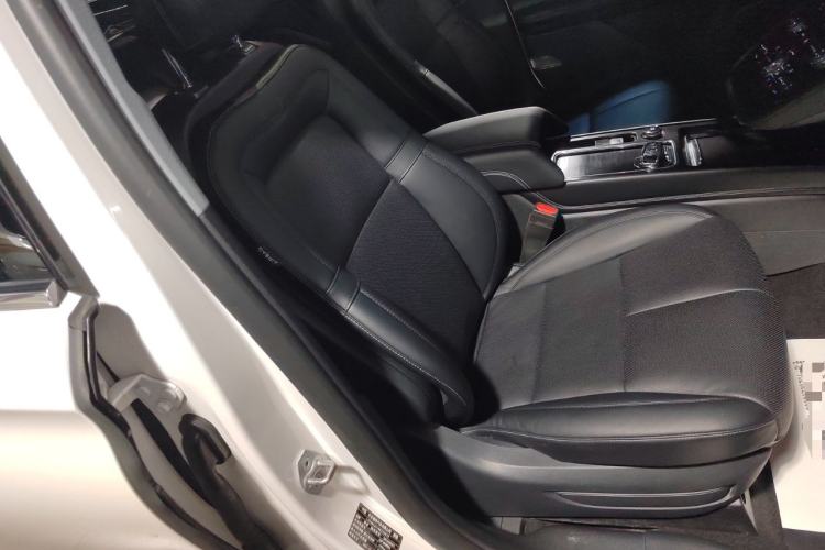 Used Lincoln Corsair 2022 2.0T Two-Wheel Drive Deluxe Edition
