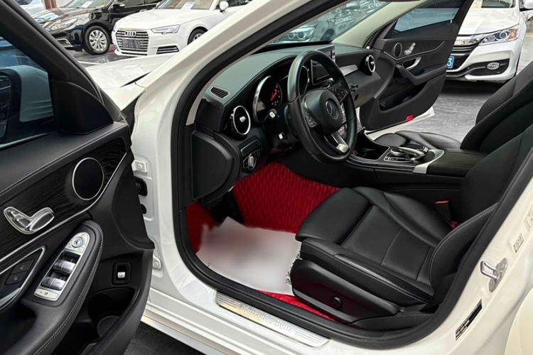 Used Mercedes-Benz C-Class 2018 C 180 L Fashion Edition Sport Version
