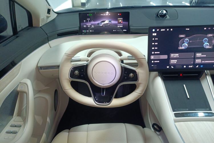 Used Hima Luxeed S7 2024 Max RS Four-Wheel-Drive Performance Edition
