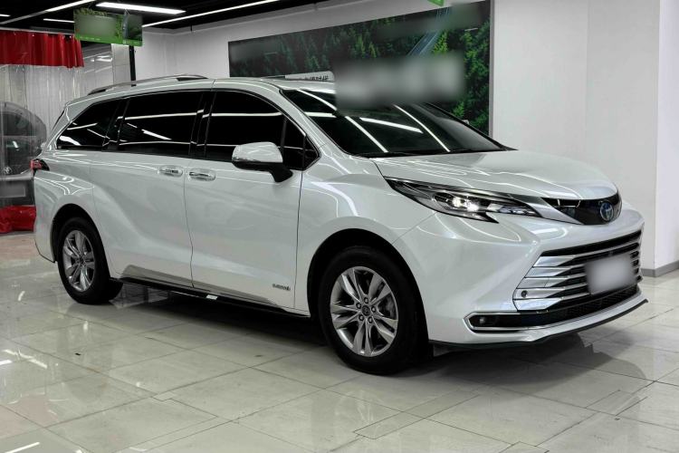 Used Toyota Sienna 2021 2.5L Hybrid Platinum Edition
