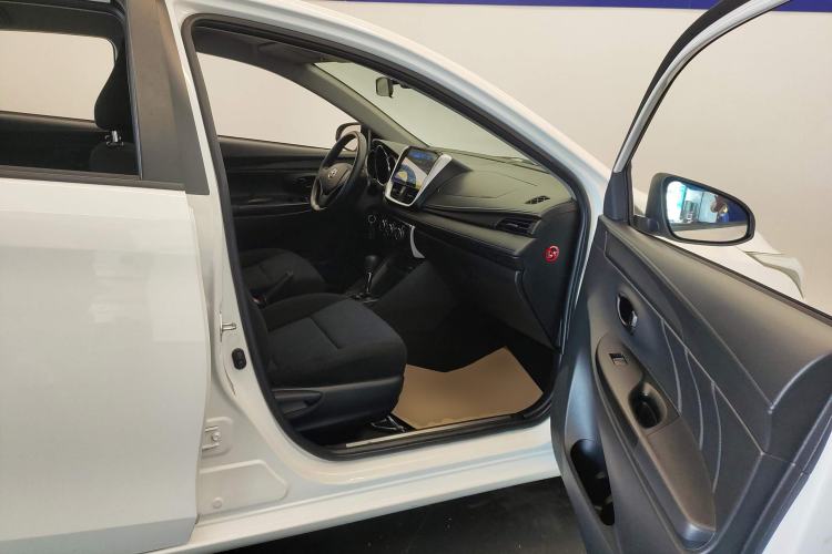 Used Toyota YARiS L 2016 Revised 1.5E CVT Charming Edition
