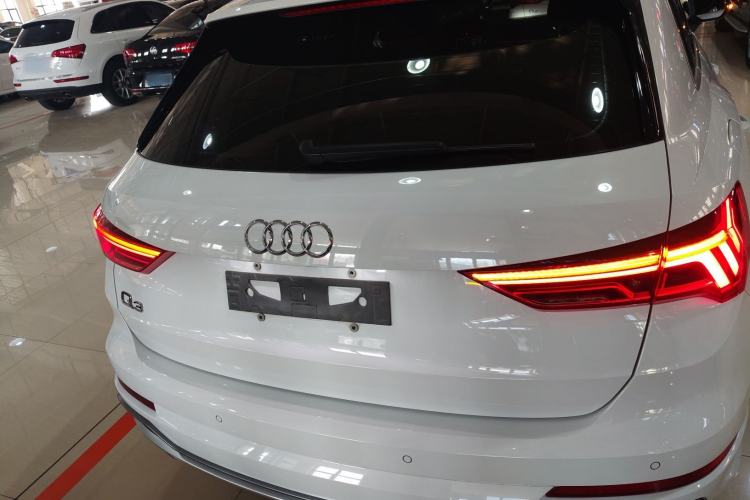 Used Audi Q3 2020 35 TFSI Ambition Dynamic Edition

