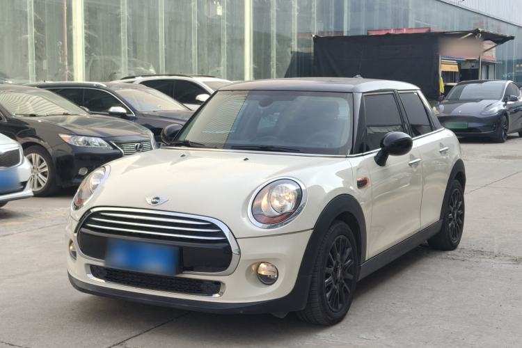 Used  MINI 2016 1.5T COOPER Five-Door Edition
