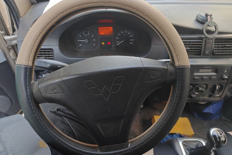 Used Wuling Rongguang 2012 1.5L Extended Basic Version
