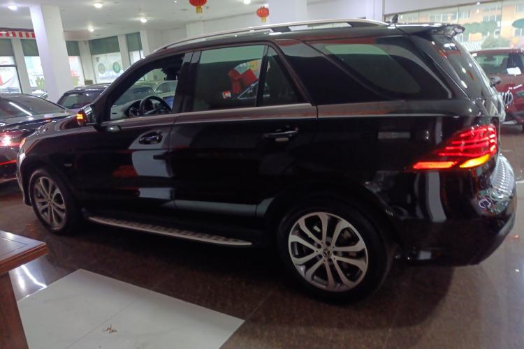 Used Mercedes-Benz GLE 2019 GLE 320 4MATIC Dynamic Edition Prestige Model
