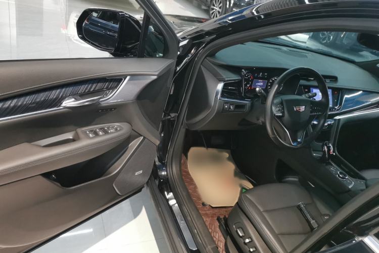 Used Cadillac XT6 2022 2.0T Six-Seater Four-Wheel Drive Luxury Version