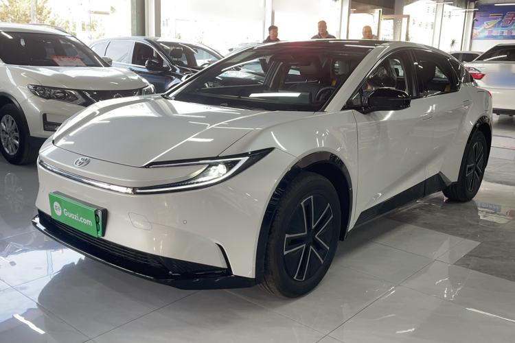 Used Toyota bZ5 2025 Model 550 JOY