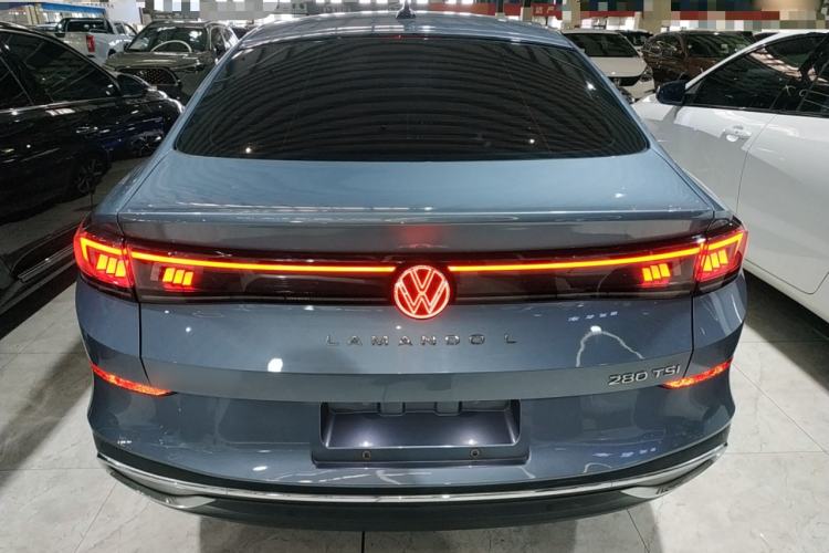 Used Volkswagen Lamando 2022 Lavida L 280TSI DSG Cool & Spicy Edition