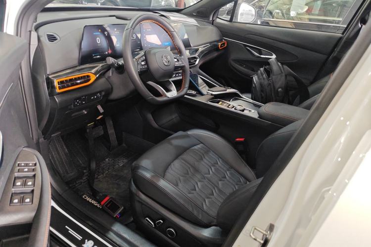 Used Changan UNI-T 2022 1.5T Sport Edition Flagship Version
