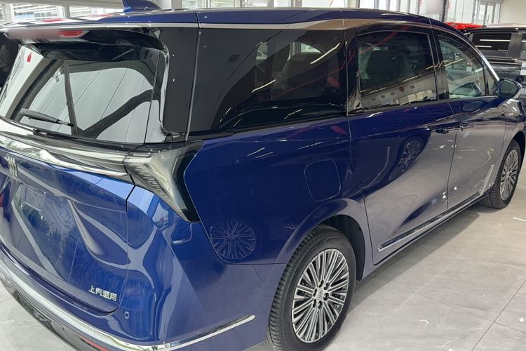 Used Buick GL8 New Energy 2024 Lu Zun Luxury Edition 7-Seater
