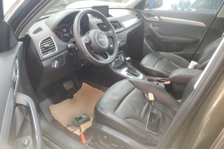 Used Audi Q3 2015 30 TFSI Comfort Model
