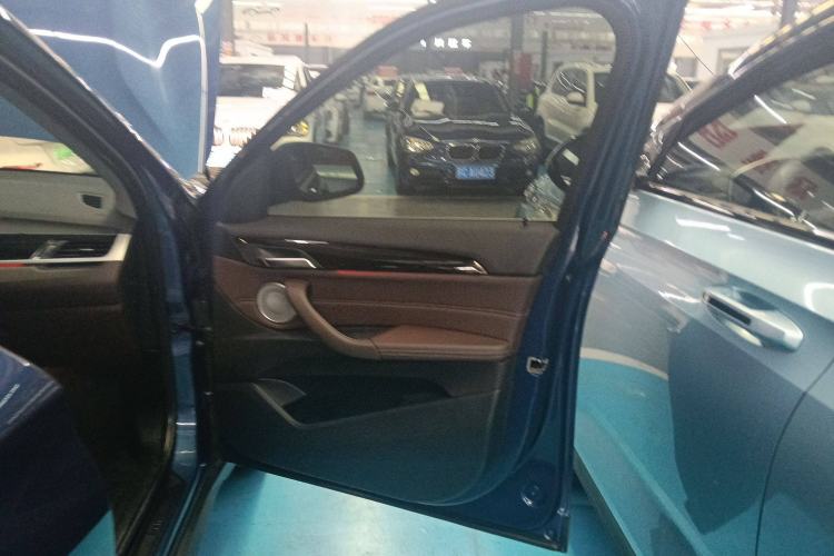 Used BMW X1 2022 sDrive25Li Leading Model
