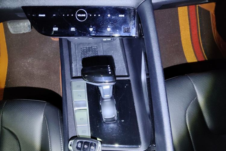 Used Hyundai Elantra 2021 1.5L CVT LUX Prestige Edition
