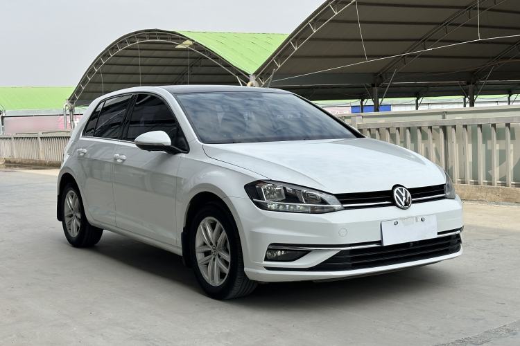 Used Volkswagen Golf 2018 230TSI Automatic Comfort Model
