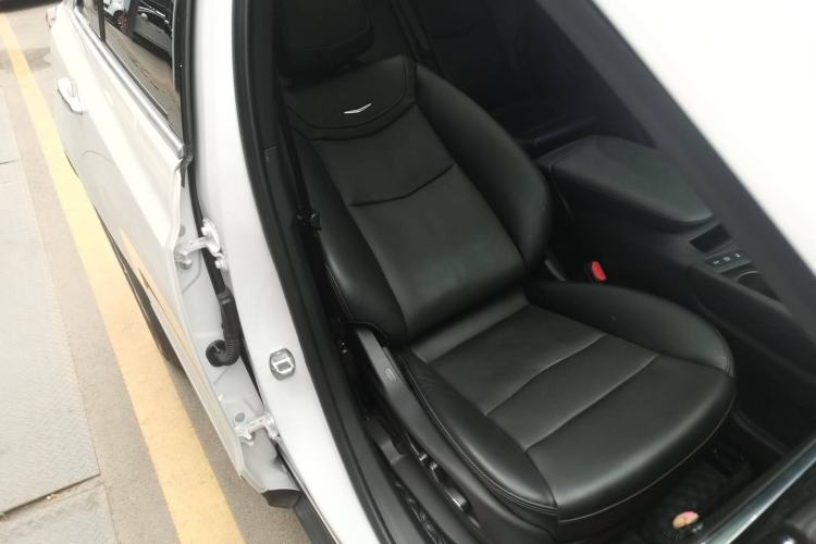 Used Cadillac XT5 2020 28T Luxury Version
