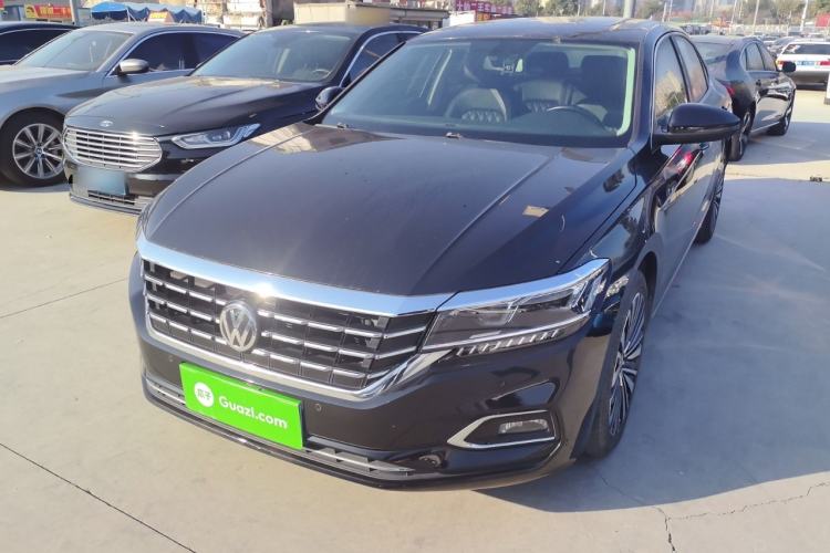 Used Volkswagen Passat 2019 330TSI Luxury Edition China VI Standard