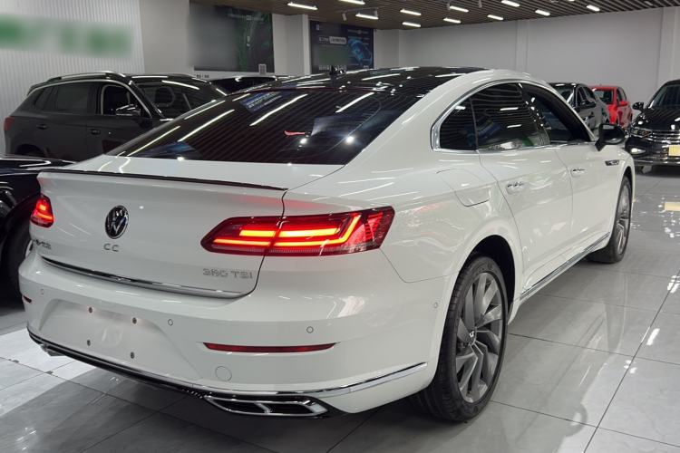 Used Volkswagen FAW-Volkswagen CC 2024 380TSI Striking All-Encompassing Edition
