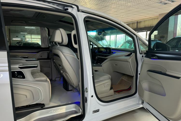 Used Buick GL8 2023 ES Lu Zun Comfort Model
