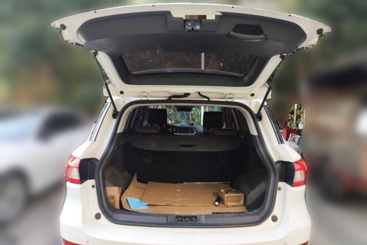 Used GAC Trumpchi GS4 2017 235T Manual Two-Wheel Drive Comfort Edition
