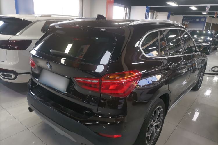 Used BMW X1 2016 xDrive20Li Luxury Model
